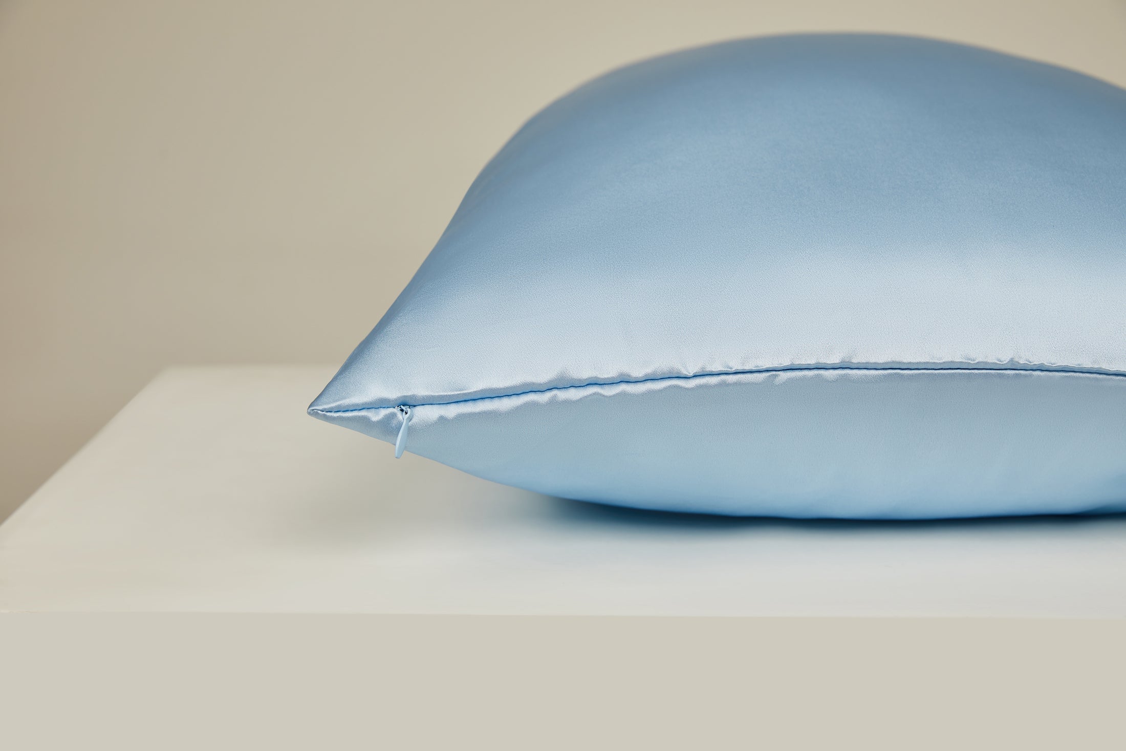 22 Momme Silk Pillowcase 40x80cm Babyblue - Zip