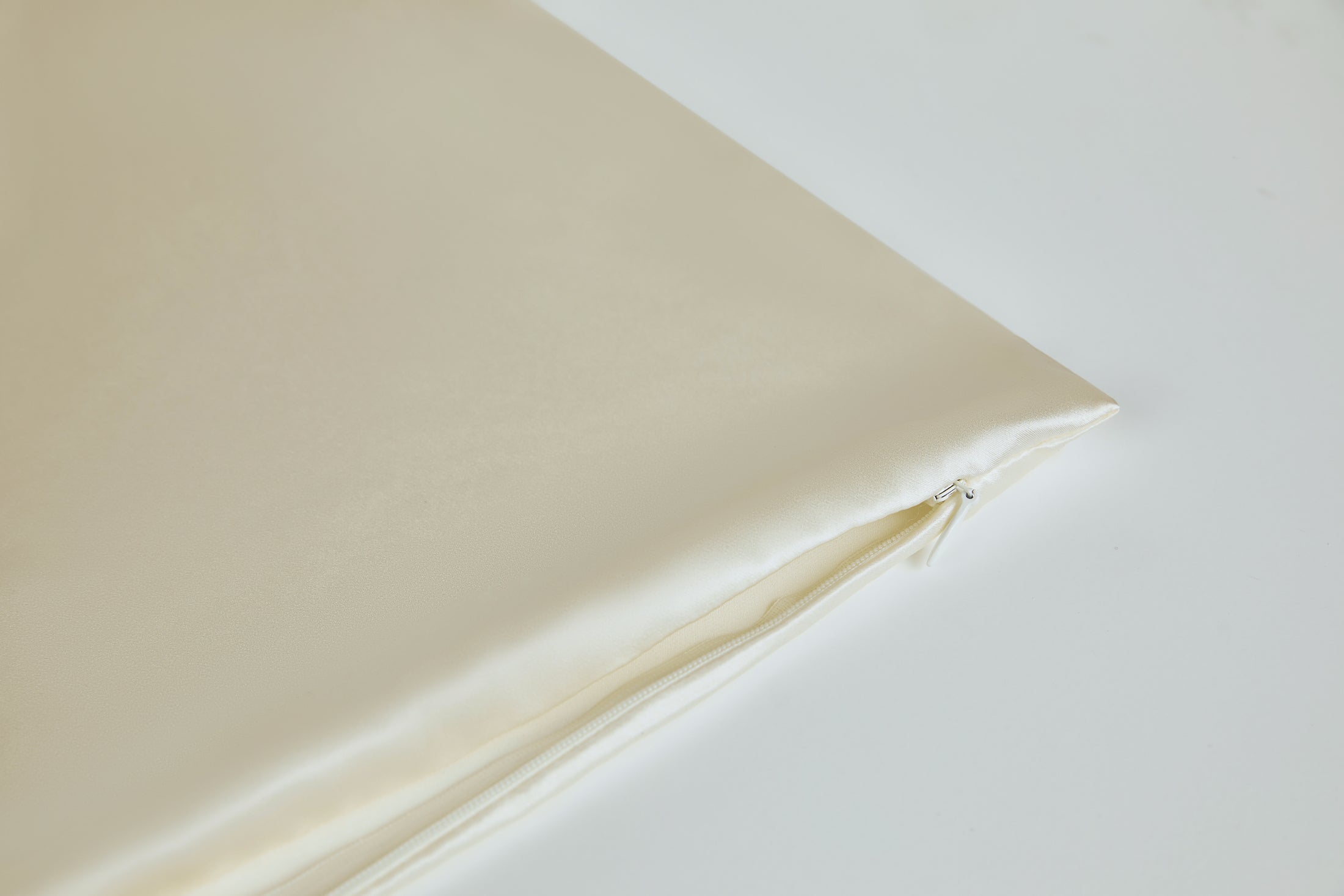 22 Momme Silk Pillowcase 40x80cm Pearl - Zip